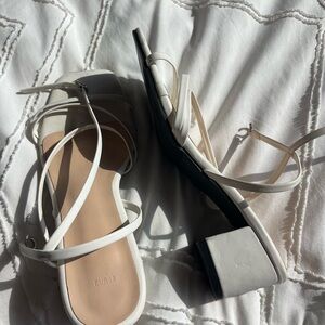 🤍 White Kitten Heels 🤍